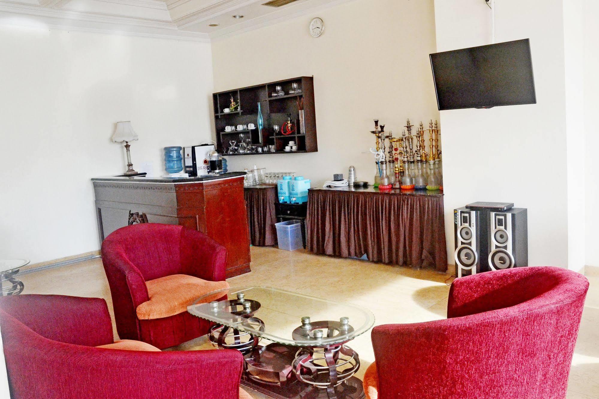 Zen Rooms Sultan Iskandar Muda Surabaya Exterior foto